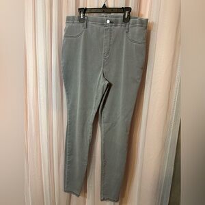 Time and Tru Light Gray Jeggings